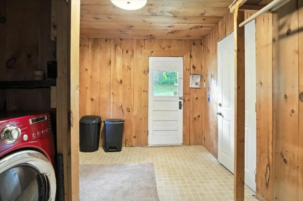 49 Old Village Road Winthrop ME 04364