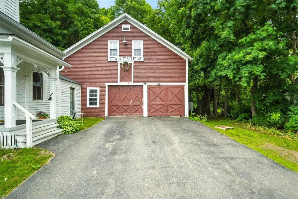 49 Old Village Road Winthrop ME 04364