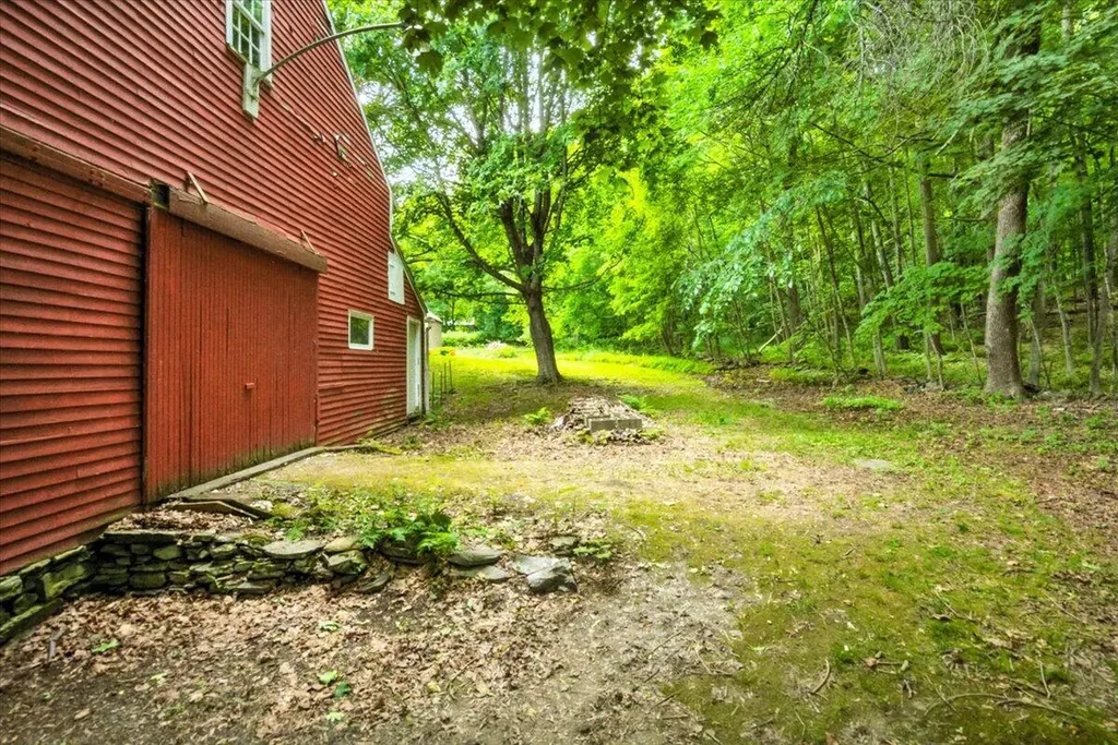49 Old Village Road Winthrop ME 04364