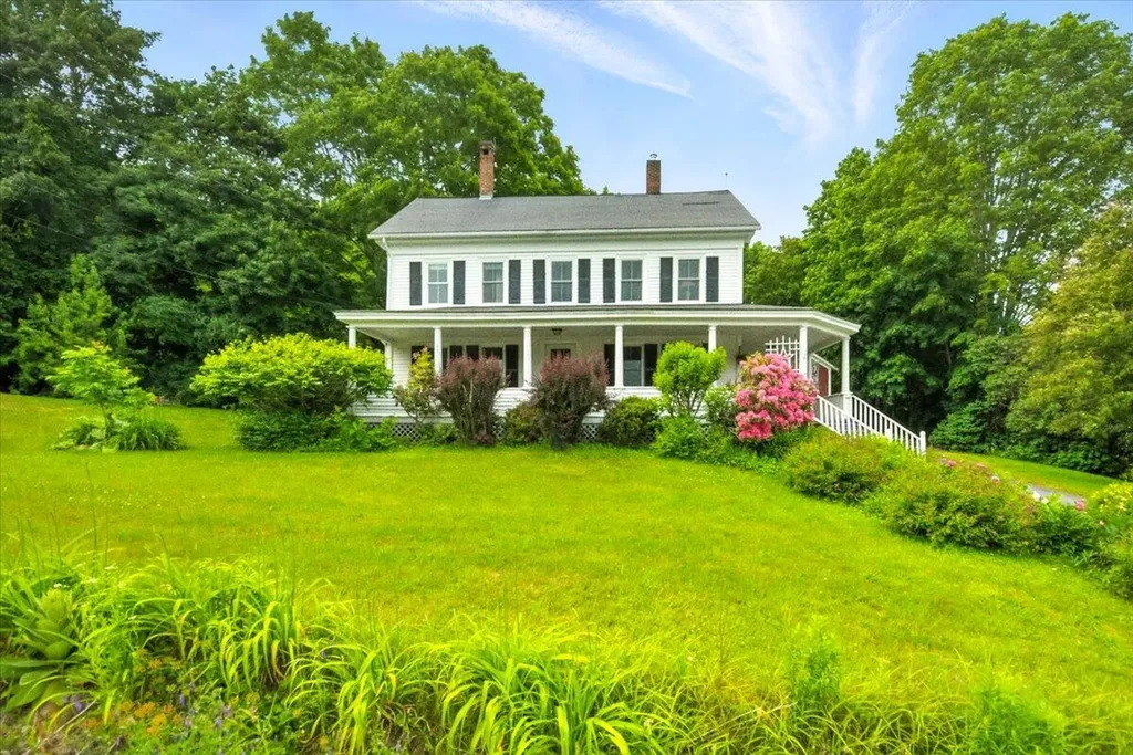 49 Old Village Road Winthrop ME 04364