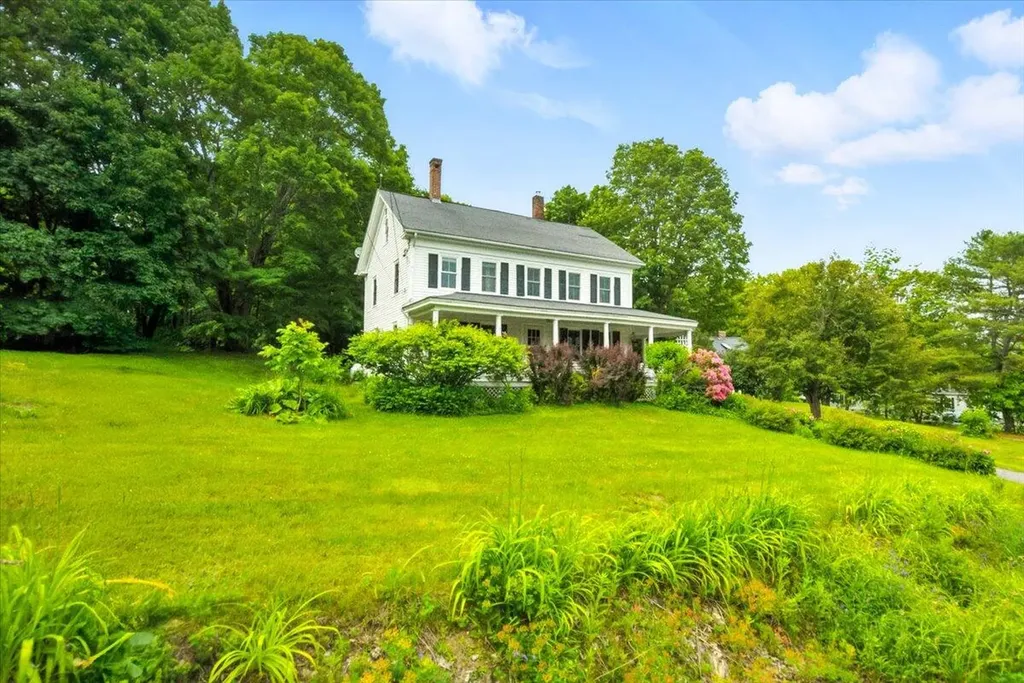 49 Old Village Road Winthrop ME 04364