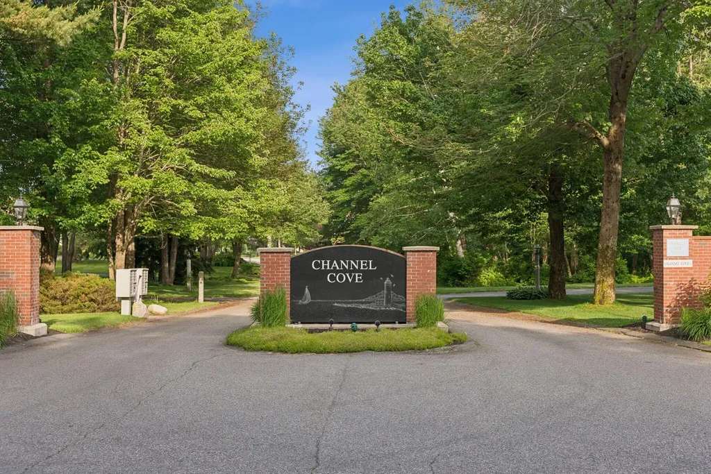 22 Channel Cove Lane Biddeford ME 04005
