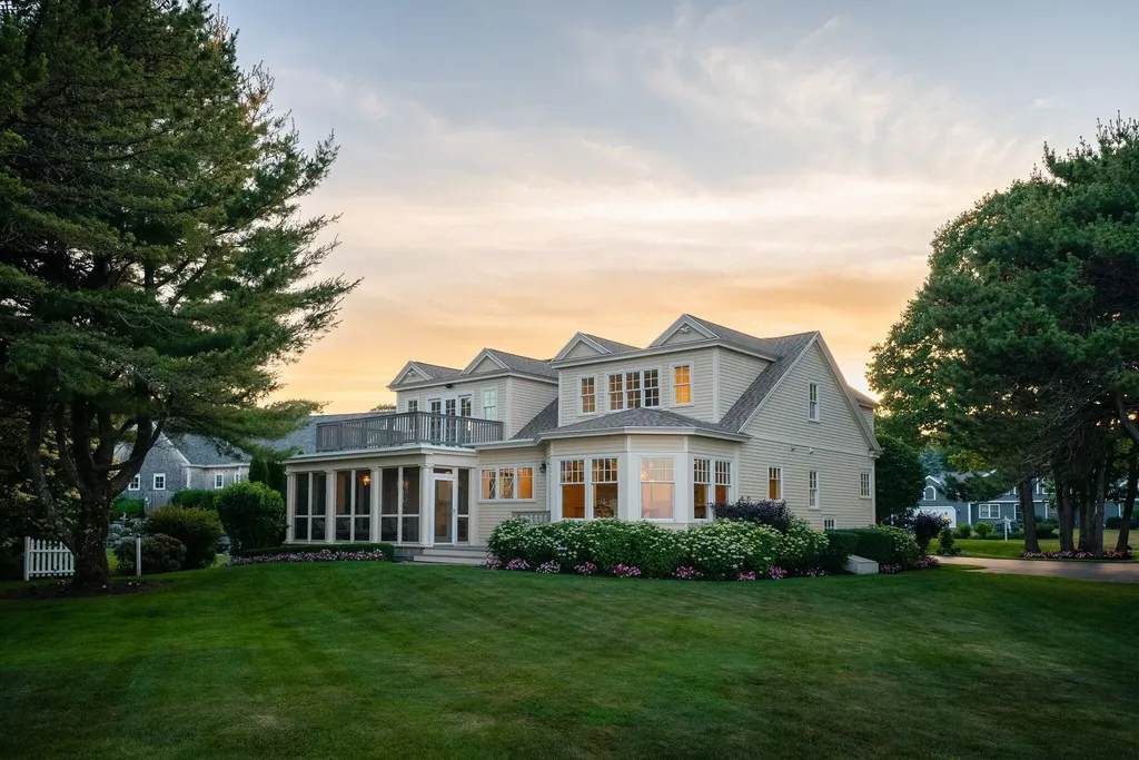 22 Channel Cove Lane Biddeford ME 04005