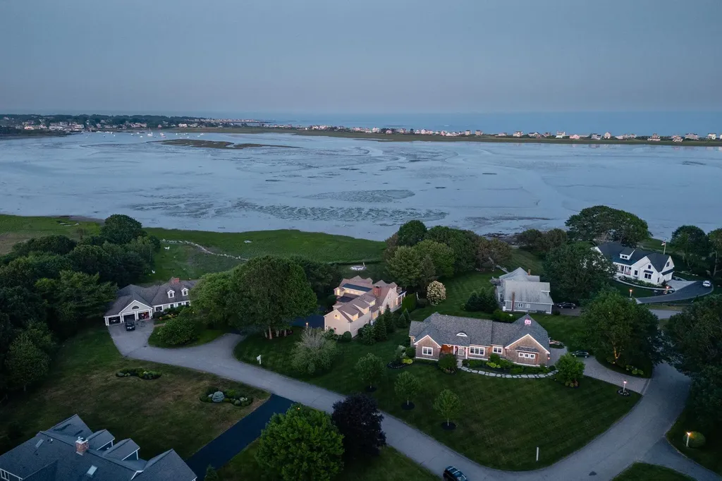 22 Channel Cove Lane Biddeford ME 04005