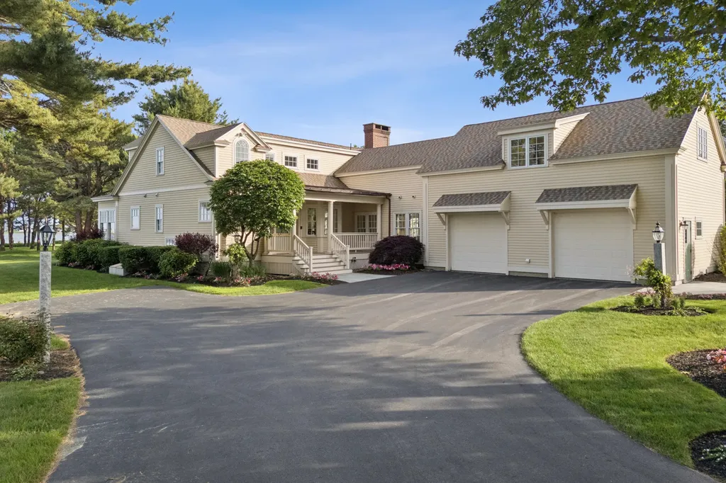 22 Channel Cove Lane Biddeford ME 04005