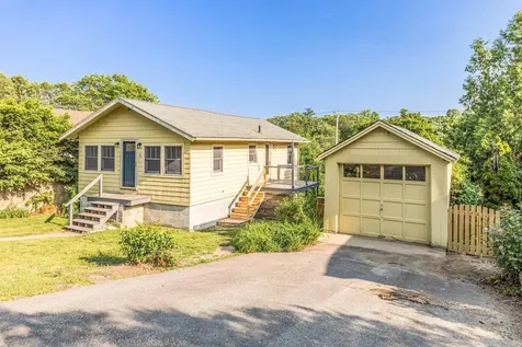 11 Bridge Street Kittery ME 03904