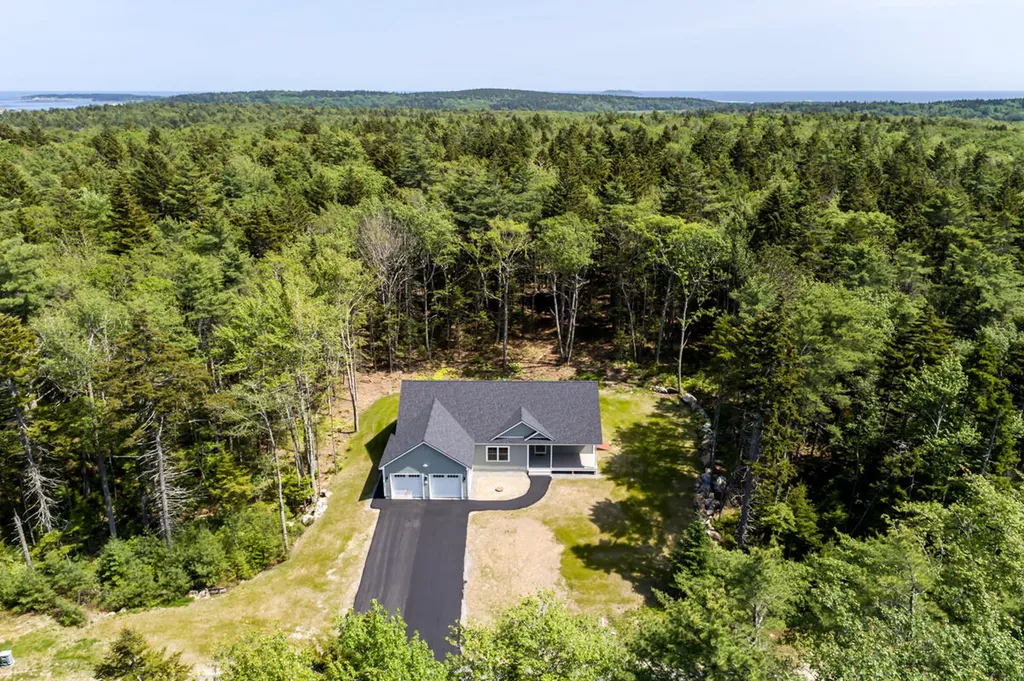 59 Sagamore Drive Phippsburg ME 04562