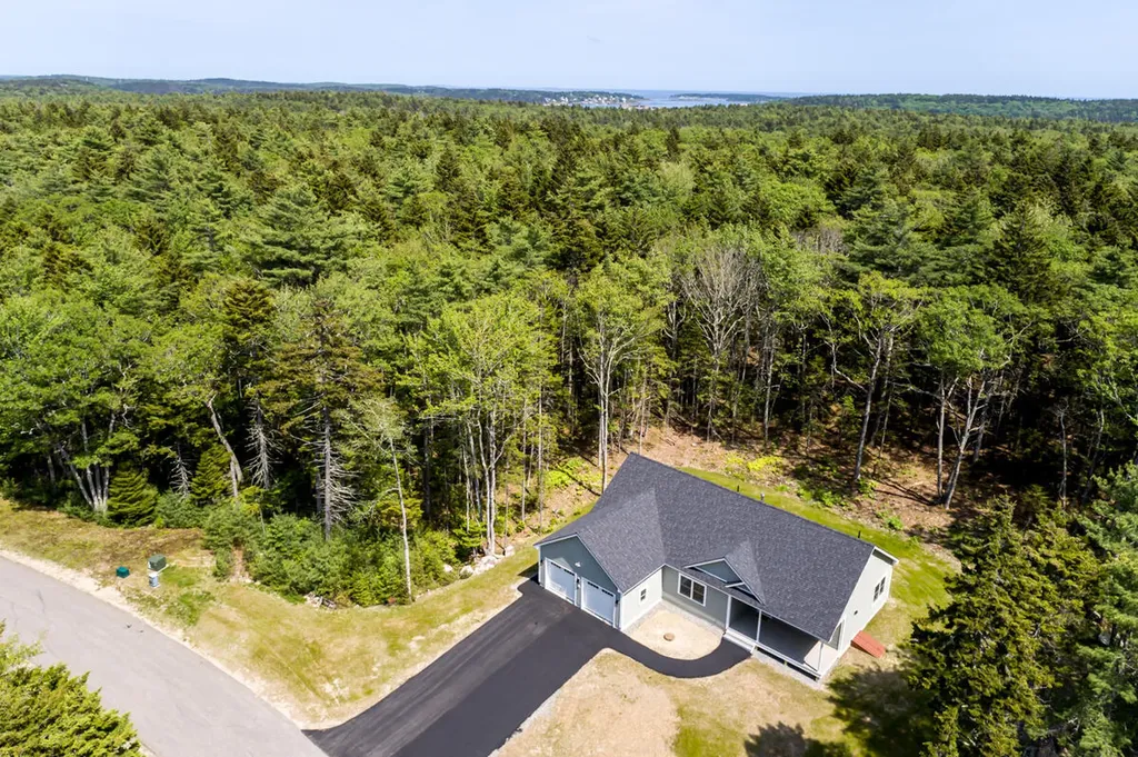 59 Sagamore Drive Phippsburg ME 04562