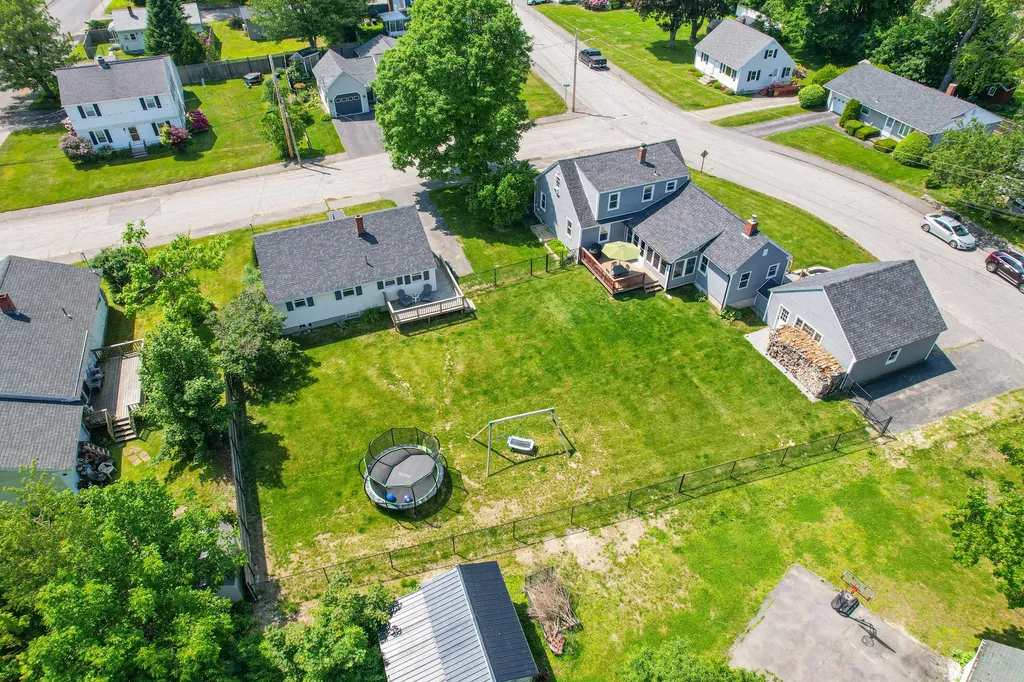 1 Madison Street Augusta ME 04330