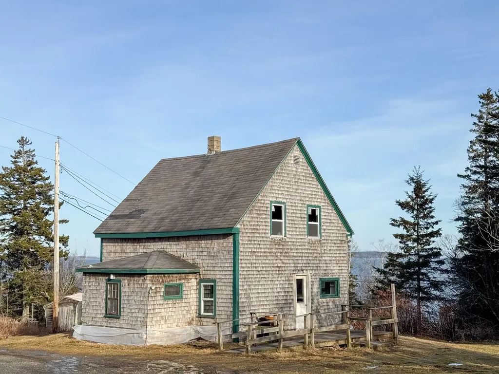 14 Overlook Lane Machiasport ME 04655