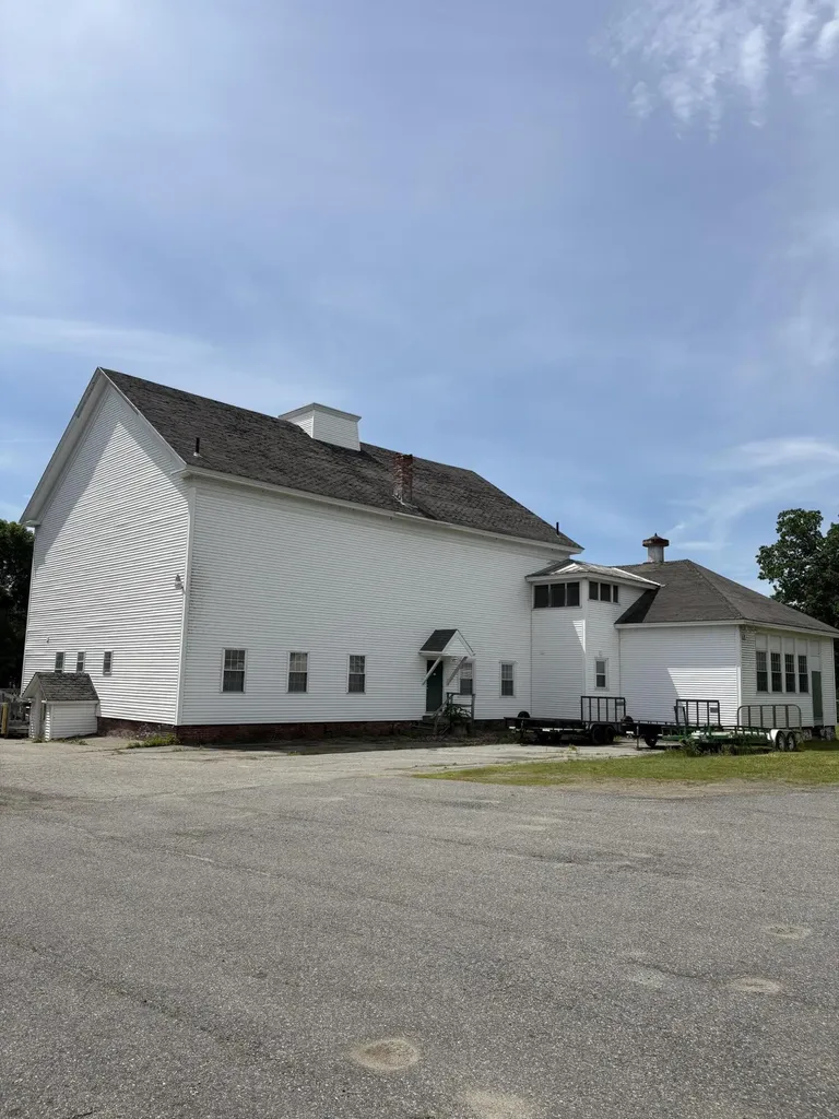905 Main Street Vassalboro ME 04989
