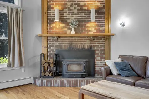 48 Range Road Cumberland ME 04021