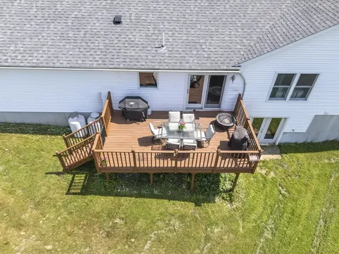 48 Range Road Cumberland ME 04021