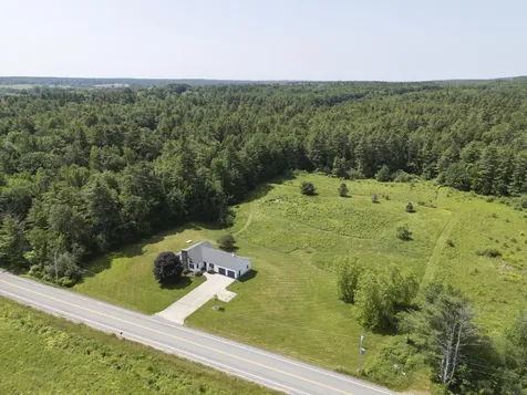 48 Range Road Cumberland ME 04021