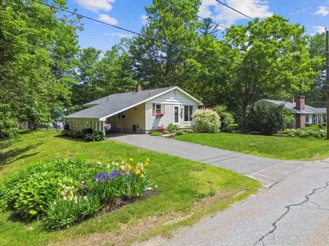 109 Easy Street Farmingdale ME 04344