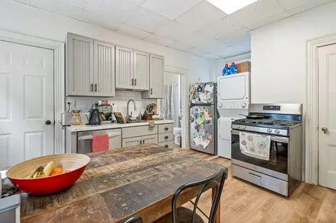 130 Emery Street Portland ME 04102