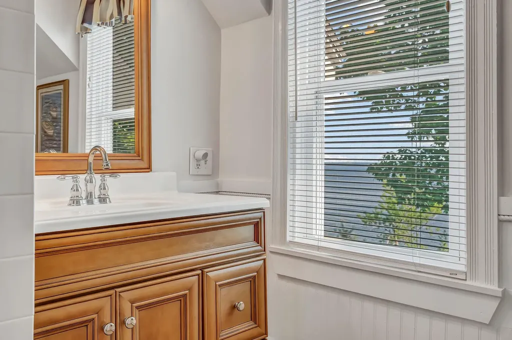 27 Highview Terrace Belfast ME 04915