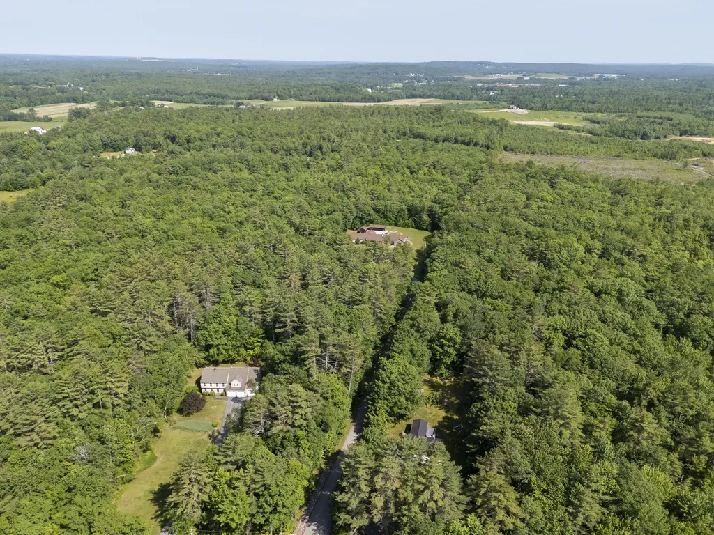 16 Keystone Spring Road Poland ME 04274