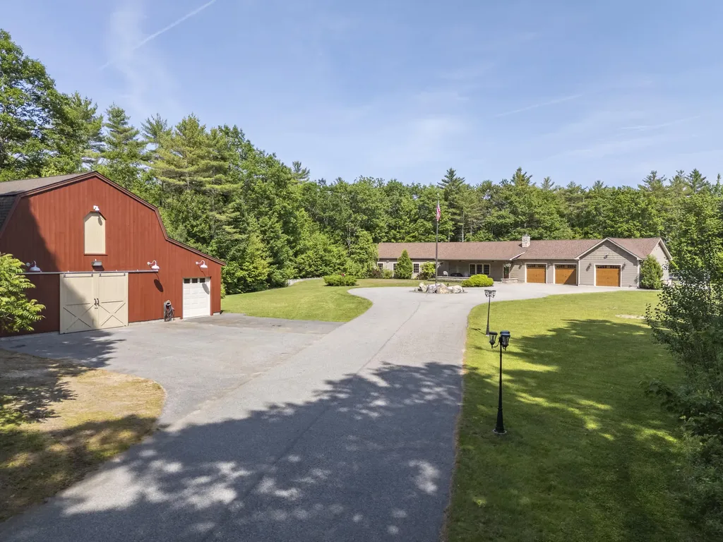 16 Keystone Spring Road Poland ME 04274