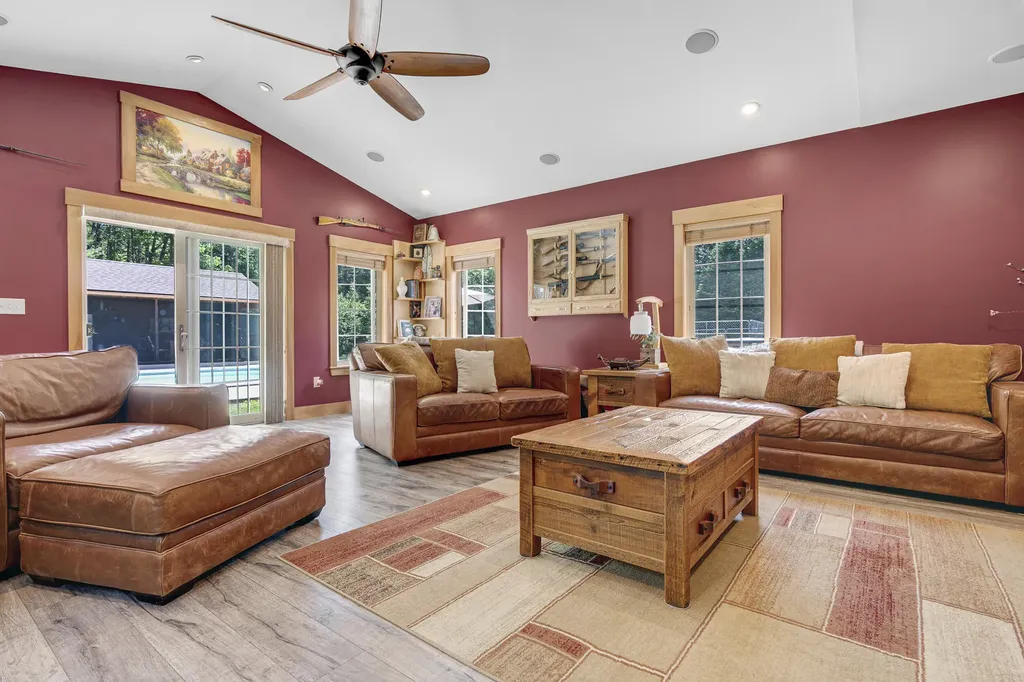 16 Keystone Spring Road Poland ME 04274