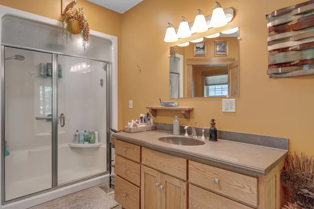 16 Keystone Spring Road Poland ME 04274
