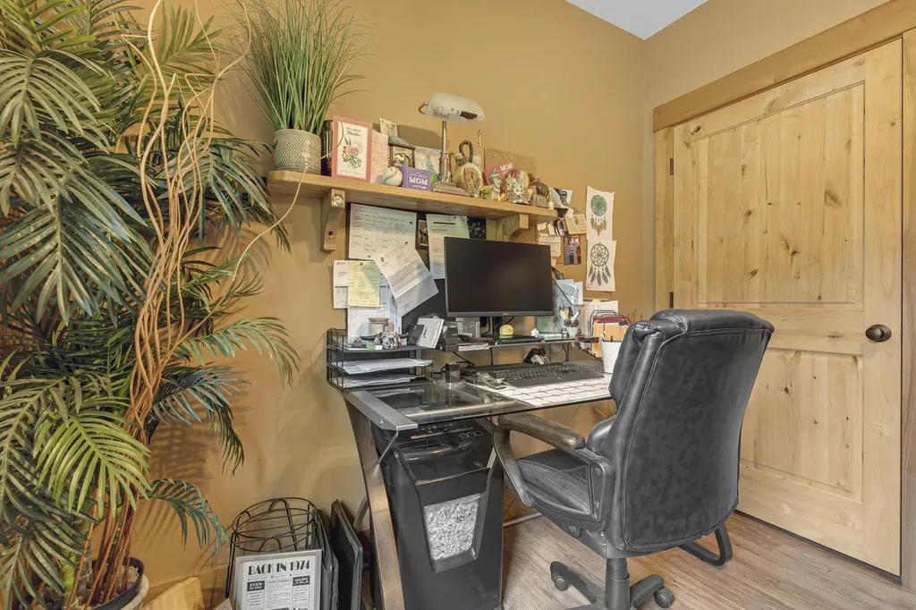 16 Keystone Spring Road Poland ME 04274