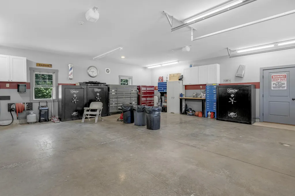 16 Keystone Spring Road Poland ME 04274