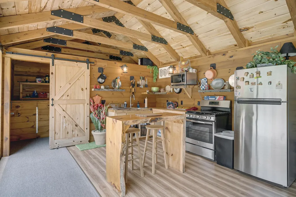 16 Keystone Spring Road Poland ME 04274
