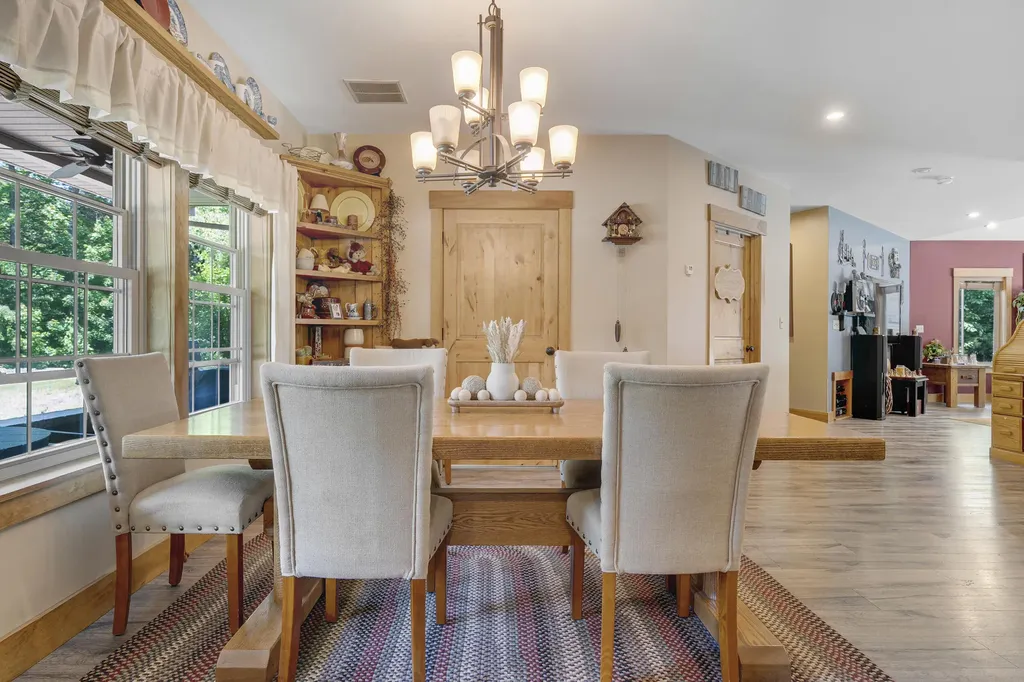 16 Keystone Spring Road Poland ME 04274