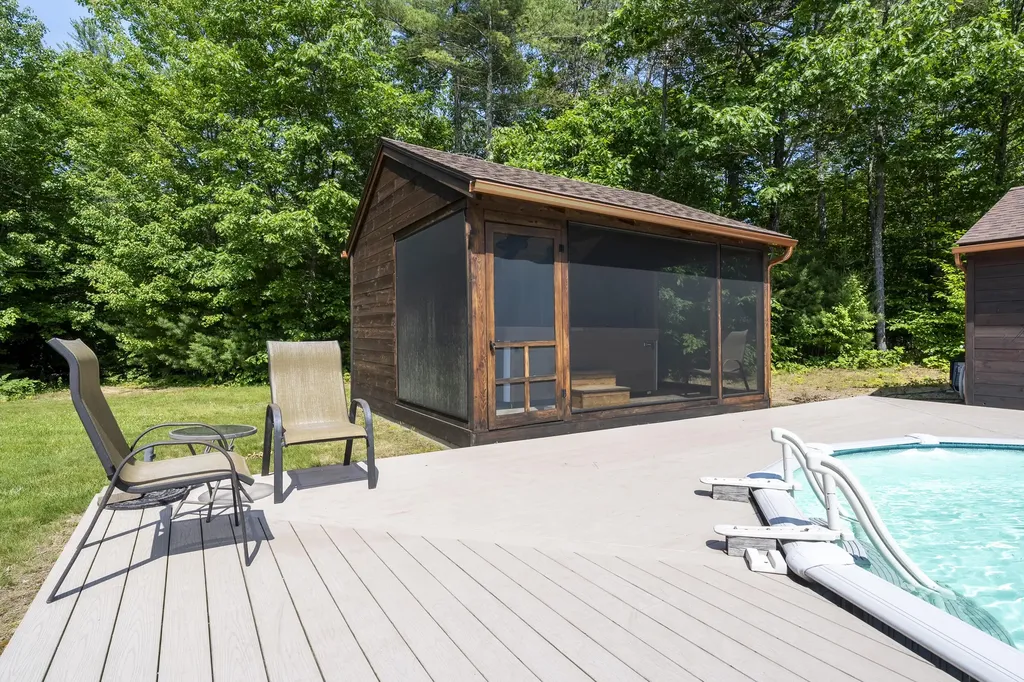 16 Keystone Spring Road Poland ME 04274
