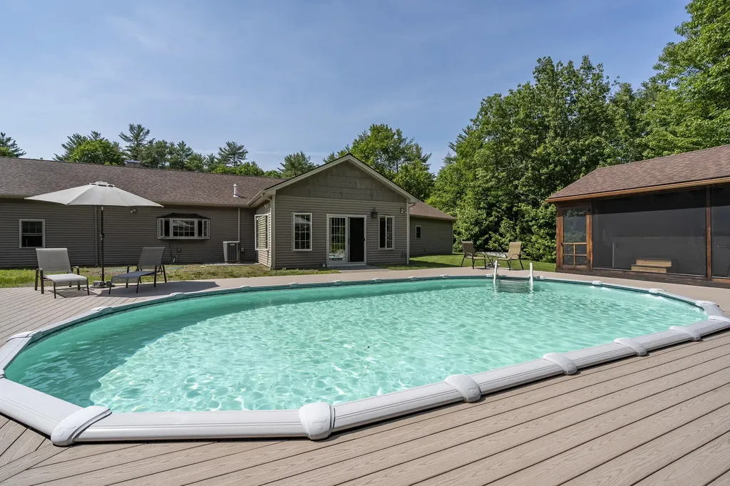 16 Keystone Spring Road Poland ME 04274