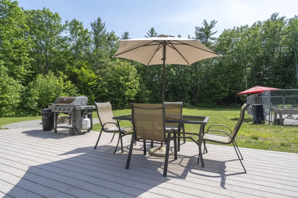 16 Keystone Spring Road Poland ME 04274