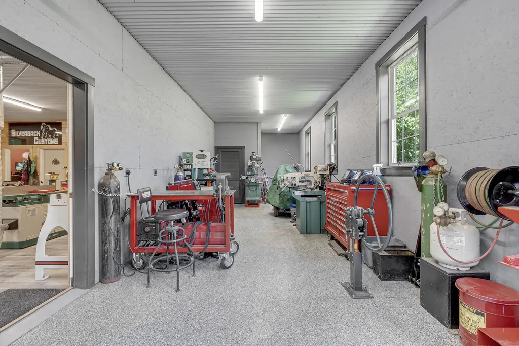 16 Keystone Spring Road Poland ME 04274