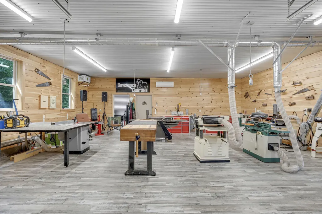 16 Keystone Spring Road Poland ME 04274