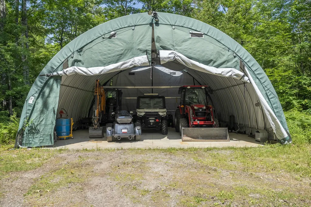 16 Keystone Spring Road Poland ME 04274