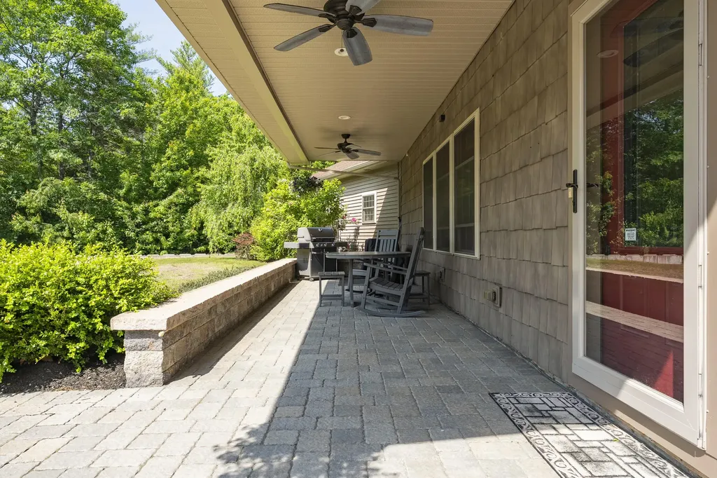 16 Keystone Spring Road Poland ME 04274