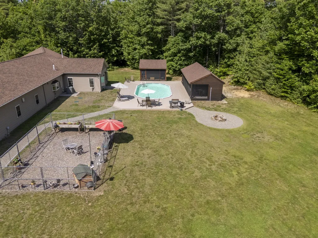 16 Keystone Spring Road Poland ME 04274