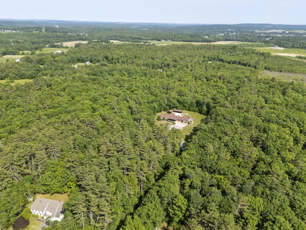 16 Keystone Spring Road Poland ME 04274