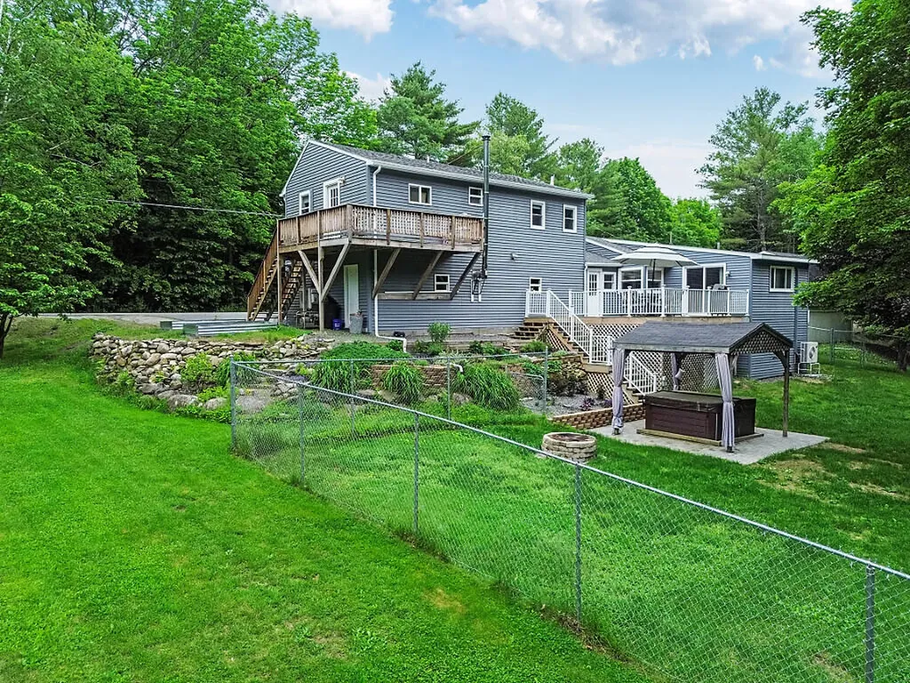 209 Holmes Road Winthrop ME 04364