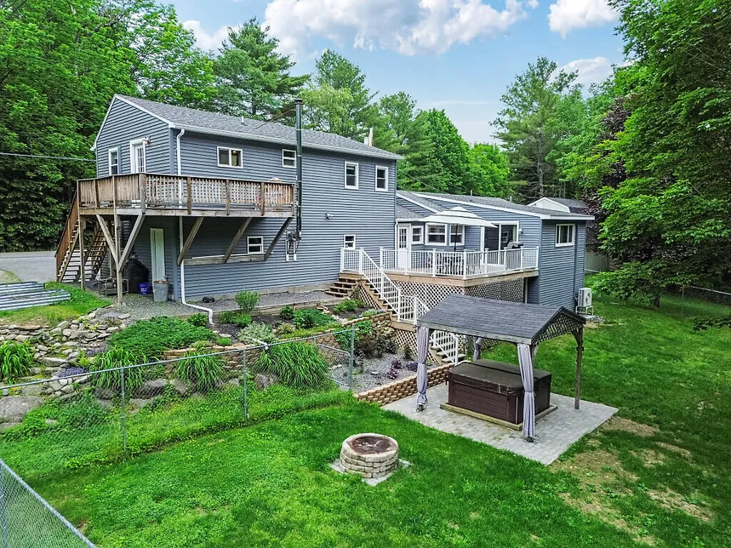 209 Holmes Road Winthrop ME 04364