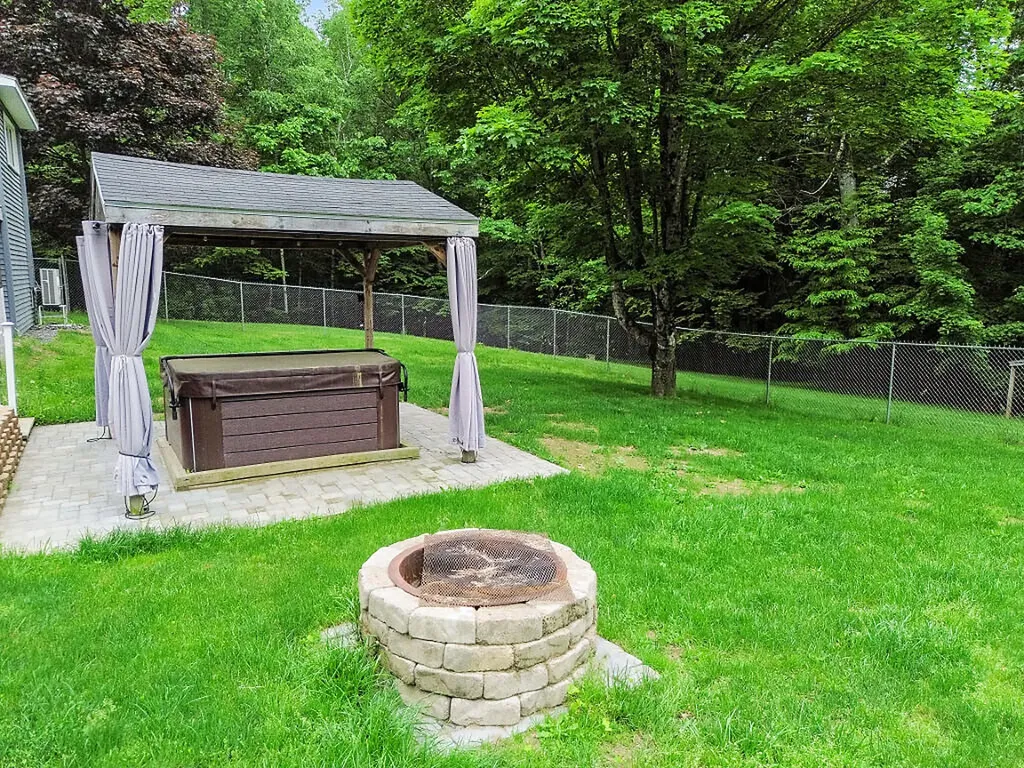 209 Holmes Road Winthrop ME 04364