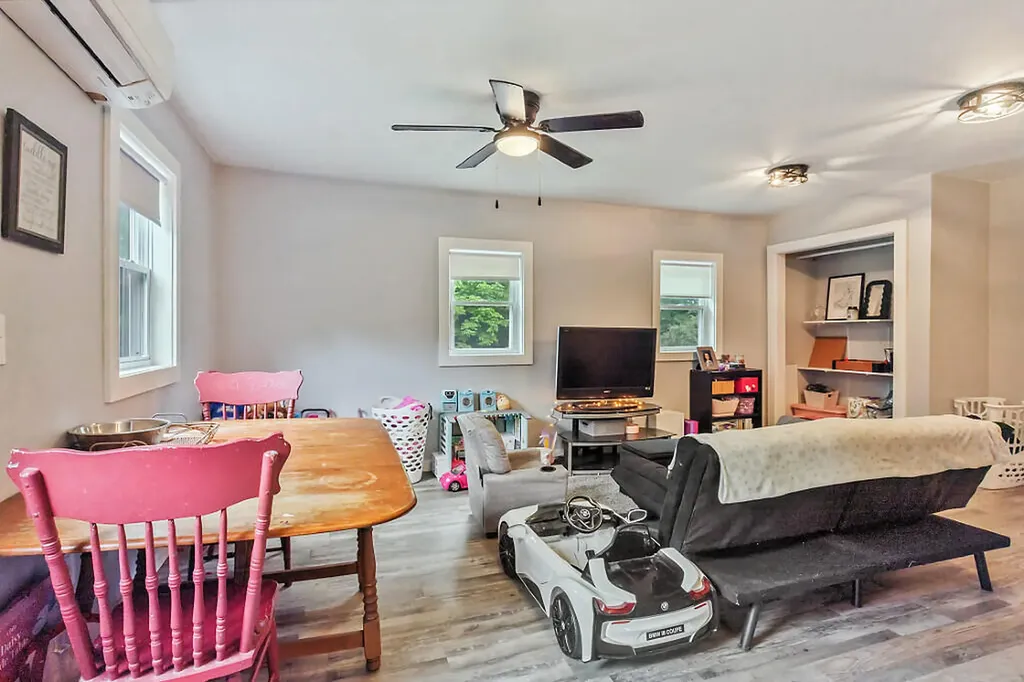 209 Holmes Road Winthrop ME 04364