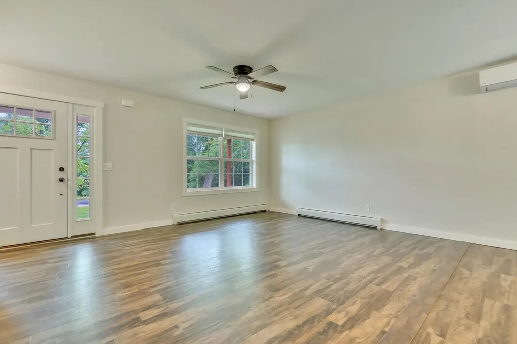 86 Kennebunk Road Alfred ME 04002