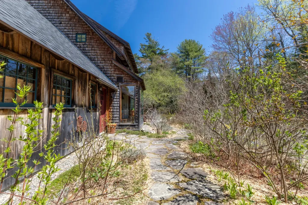 12 Baker's Point Steuben ME 04680
