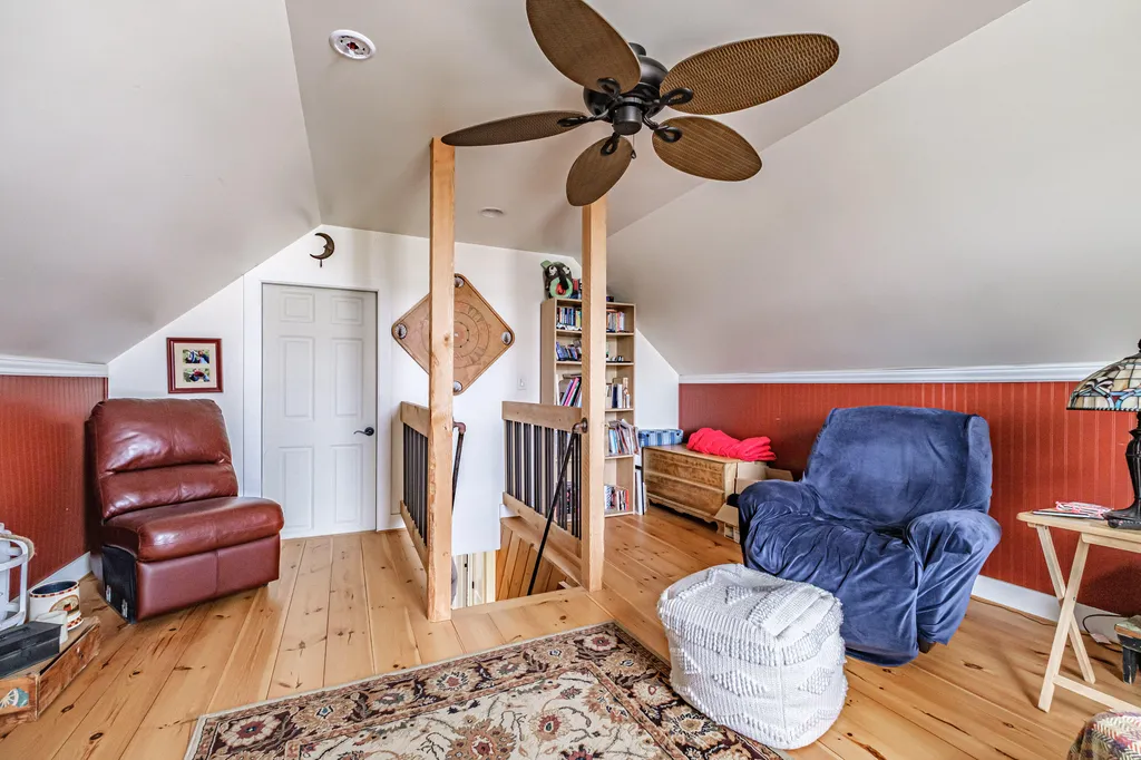 276 Hill Street Biddeford ME 04005