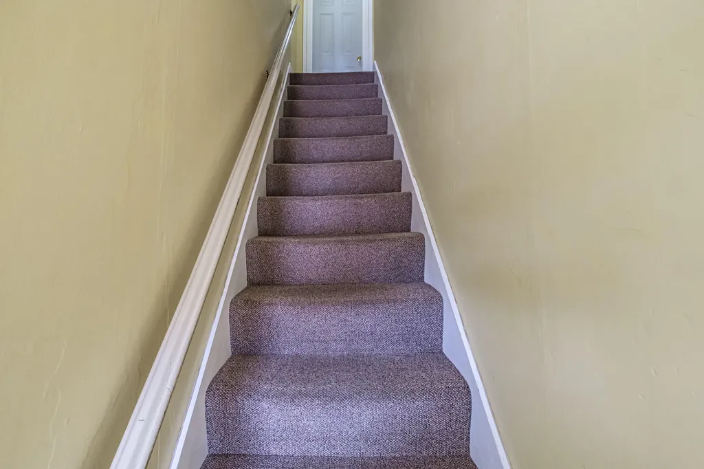 276 Hill Street Biddeford ME 04005