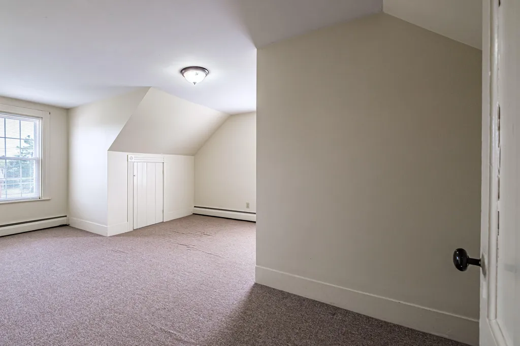 276 Hill Street Biddeford ME 04005