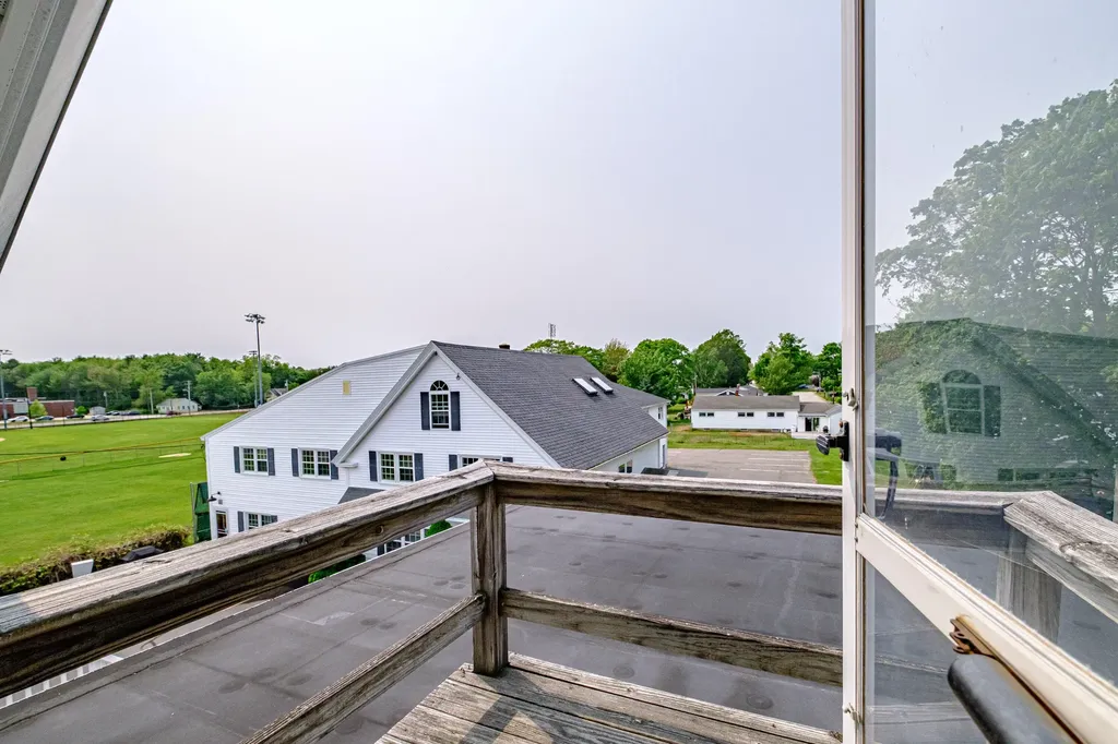 276 Hill Street Biddeford ME 04005