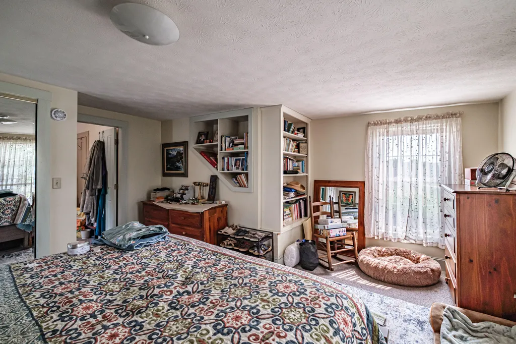276 Hill Street Biddeford ME 04005