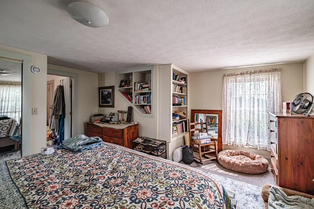 276 Hill Street Biddeford ME 04005